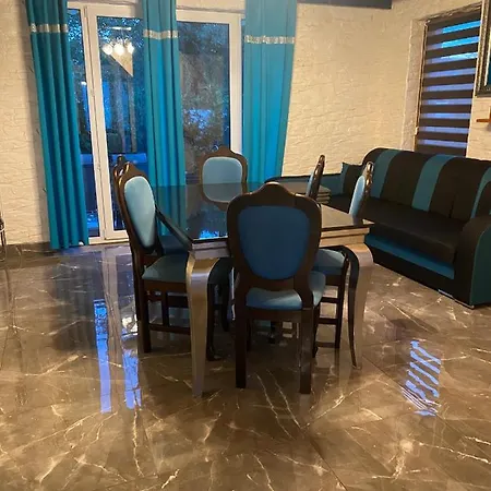 Apartament Aurelia بيت للعطل سفينويتشي
